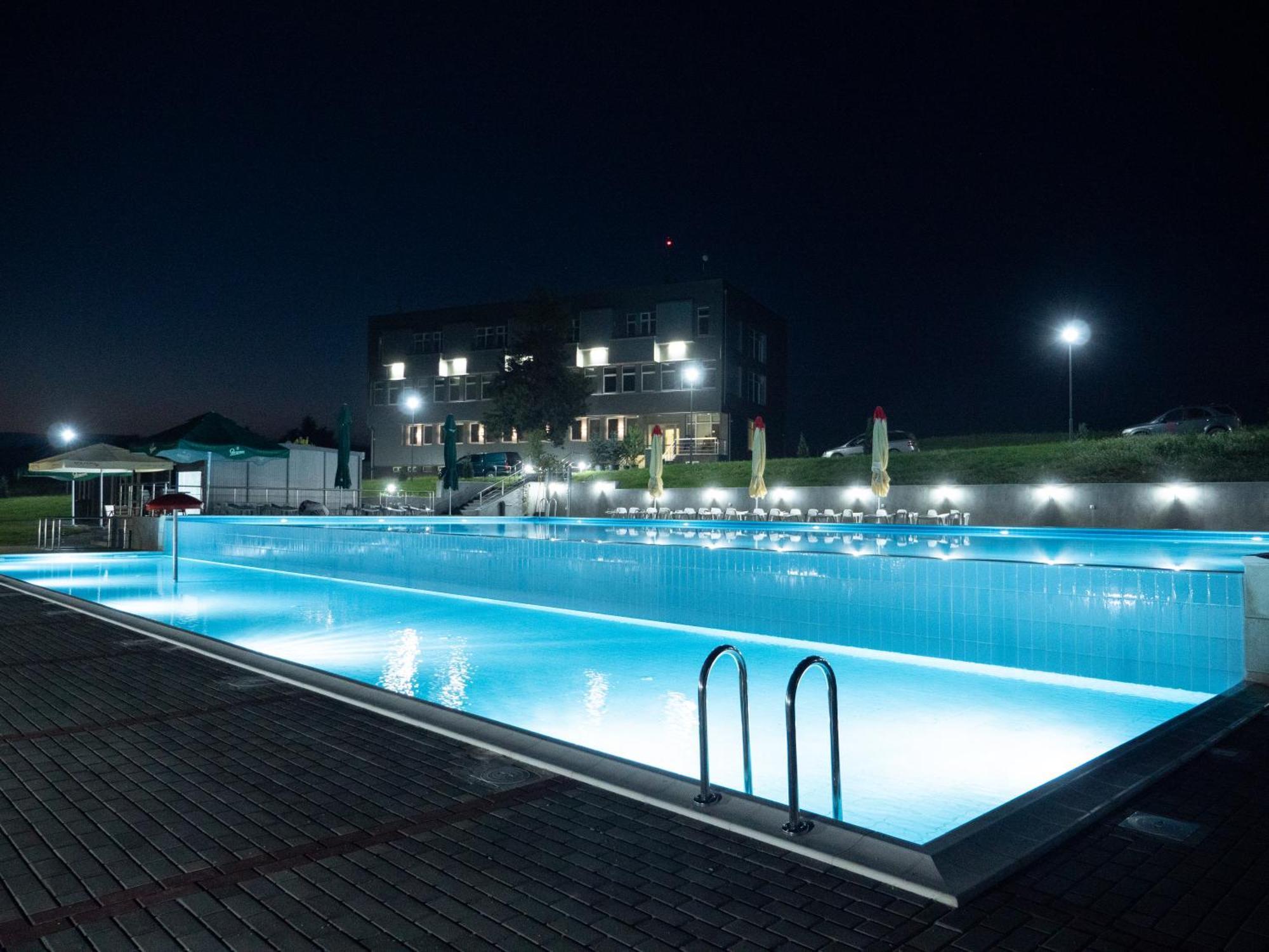 Mountain Sky View - Маунтин Скай Вю Hotel Gabrovo Exterior photo